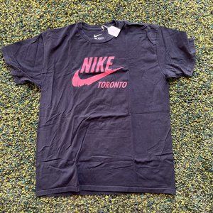 Nike Toronto Skyline T (XL fits L)